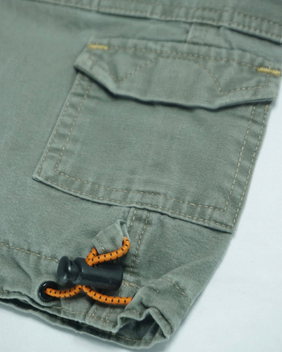 Levi’s Silvertab Light Gray Cargo Shorts