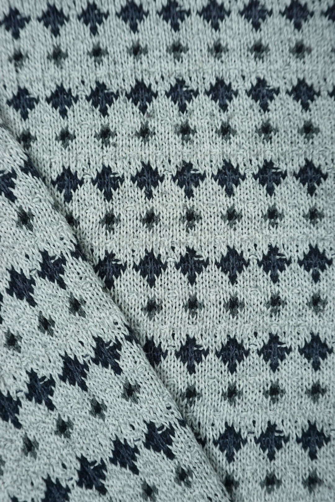 TOWNCRAFT Geometric Pattern Knit Sweater